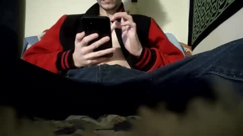 Snapshot of laymetorest420 chatting on February 4, 8:46 am Stitch online show from February 4, 8:46 am