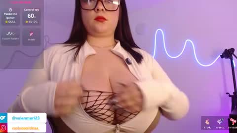Vannessa  online show from July 14, 3:18 pm