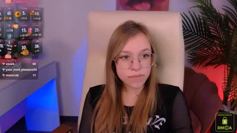 Snapshot of layriantavee chatting on January 28, 10:23 am layriantavee online show from January 28, 10:23 am