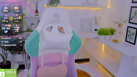 Snapshot of layriantavee chatting on January 29, 10:05 am layriantavee online show from January 29, 10:05 am