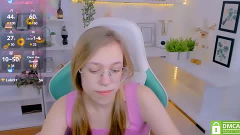 Snapshot of layriantavee chatting on February 10, 9:58 am layriantavee online show from February 10, 9:58 am