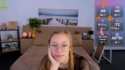 Snapshot of layriantavee chatting on February 18, 1:11 pm layriantavee online show from February 18, 1:11 pm