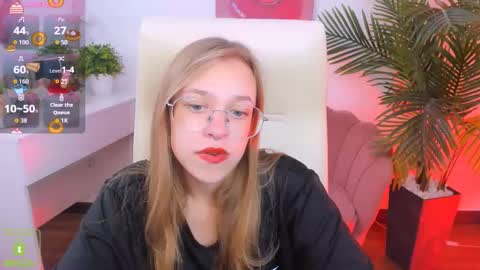 Snapshot of layriantavee chatting on September 11, 6:13 am layriantavee online show from September 11, 6:13 am