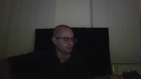 Snapshot of lazy_bad_boy chatting on May 19, 2:51 am lazy_bad_boy online show from May 19, 2:51 am