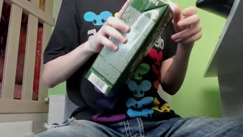 Alex online show from February 5, 2:49 am