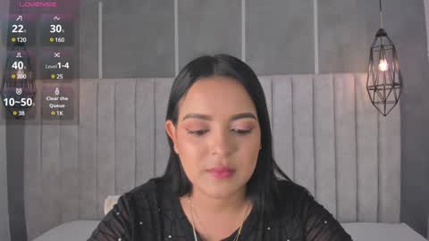    online show from February 1, 7:13 pm