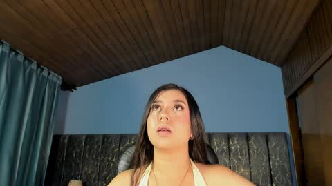 Lea Velle online show from June 2, 2:57 am