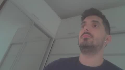 leowolf online show from December 18, 11:24 am