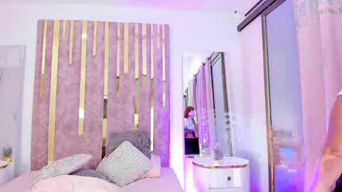 Leah  online show from January 27, 10:27 am