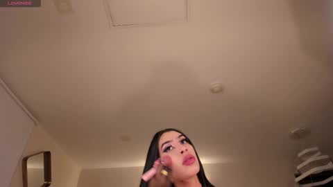 leahlombardi_ online show from February 21, 3:18 am