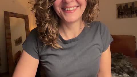 Leah Sparkles online show from October 23, 2:33 am