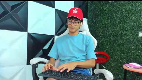 leam_1 online show from March 11, 4:13 pm