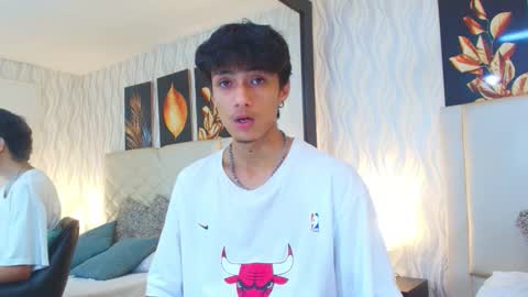 Lean online show from November 11, 9:04 pm