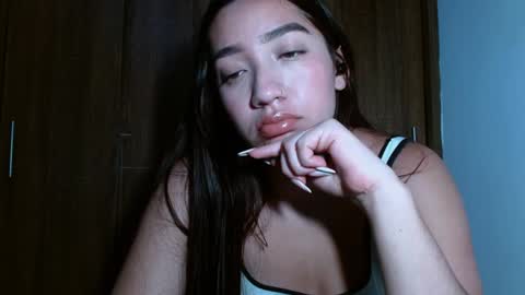 Snapshot of leanaalhub chatting on January 10, 5:05 am leanaalhub online show from January 10, 5:05 am