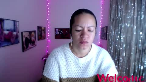 Leandra online show from February 18, 12:06 pm