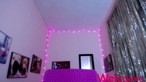 Leandra online show from February 25, 3:16 pm