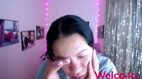 Leandra online show from February 28, 8:31 am