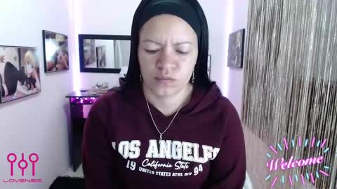 Leandra online show from October 15, 12:49 pm