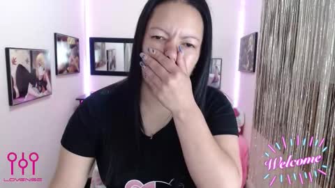 Leandra online show from October 19, 1:56 pm