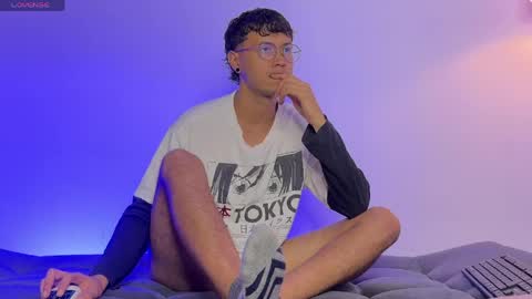 leaneseb online show from June 6, 11:59 am