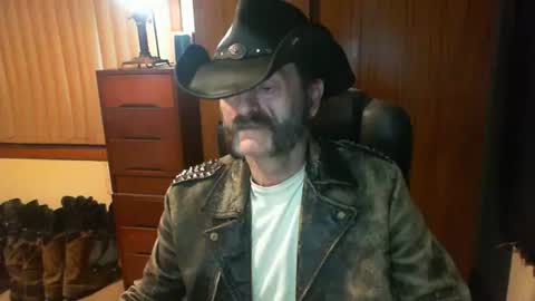 leathergreaser online show from June 13, 8:40 pm