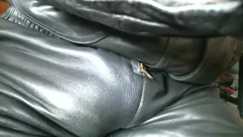 Leathermotocross online show from April 27, 4:05 pm