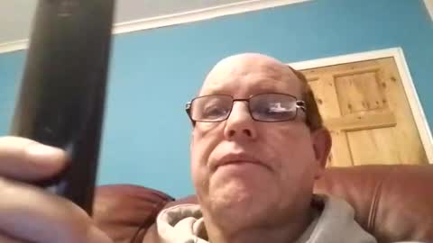 Snapshot of leatherpants68 chatting on December 17, 6:47 pm leatherpants68 online show from December 17, 6:47 pm