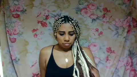 Snapshot of leatianaa chatting on June 14, 5:15 pm leatianaa online show from June 14, 5:15 pm