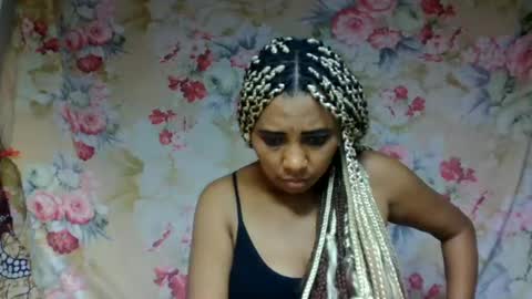 Snapshot of leatianaa chatting on June 15, 5:37 pm leatianaa online show from June 15, 5:37 pm