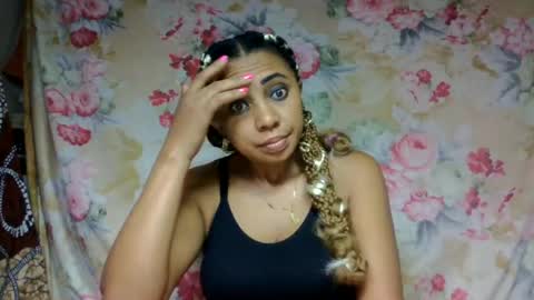 Snapshot of leatianaa chatting on June 18, 3:07 am leatianaa online show from June 18, 3:07 am