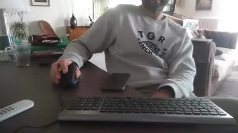 Snapshot of lebovski42002 chatting on February 16, 9:48 am lebovski42002 online show from February 16, 9:48 am