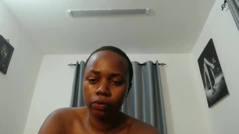 Snapshot of lebululu780633 chatting on April 21, 5:25 am lebululu780633 online show from April 21, 5:25 am