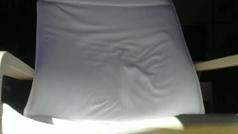 Snapshot of ledevil chatting on October 4, 12:58 pm ledevil online show from October 4, 12:58 pm