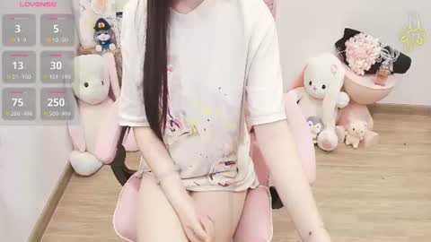 Snapshot of lee_cute18 chatting on June 18, 3:07 am Lee online show from June 18, 3:07 am