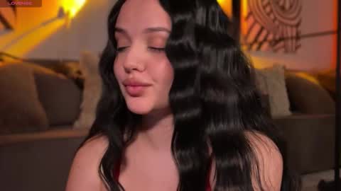 Amelie online show from March 4, 4:35 pm