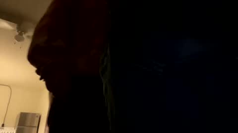 Snapshot of leearonn12 chatting on January 24, 9:39 am leearonn12 online show from January 24, 9:39 am