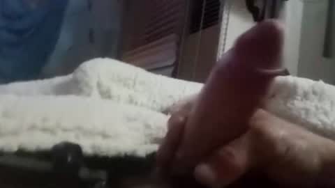 Snapshot of leemen33 chatting on March 5, 9:05 am Michael online show from March 5, 9:05 am