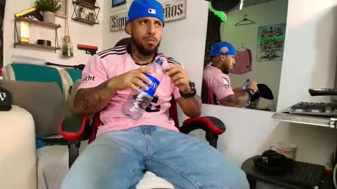 leenar_key online show from November 9, 2:54 am