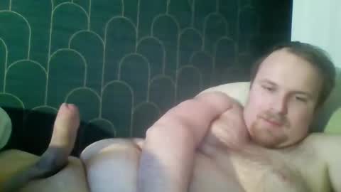 Snapshot of leeuwarder12 chatting on December 30, 7:32 pm leeuwarder12 online show from December 30, 7:32 pm