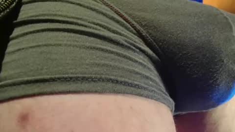 Snapshot of lefrancais33000 chatting on December 6, 4:49 pm Dliciousman online show from December 6, 4:49 pm