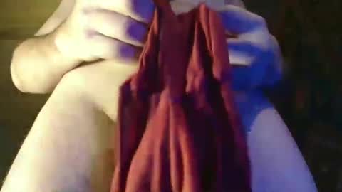 Snapshot of lefrancais33000 chatting on February 2, 7:04 pm Dliciousman online show from February 2, 7:04 pm