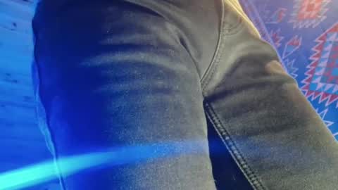 Snapshot of lefrancais33000 chatting on February 21, 4:48 pm Dliciousman online show from February 21, 4:48 pm