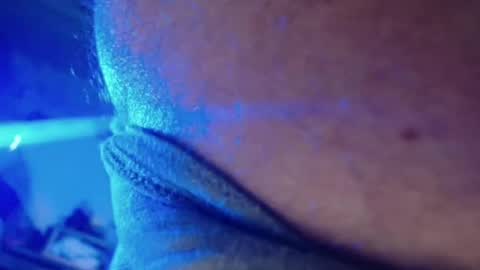 Snapshot of lefrancais33000 chatting on February 21, 7:54 pm Dliciousman online show from February 21, 7:54 pm