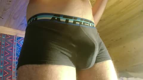 Snapshot of lefrancais33000 chatting on September 24, 10:07 am Dliciousman online show from September 24, 10:07 am