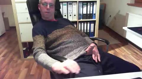 Dave online show from October 30, 8:31 pm