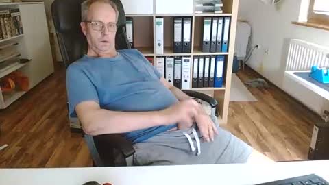 Dave online show from July 11, 2:20 pm