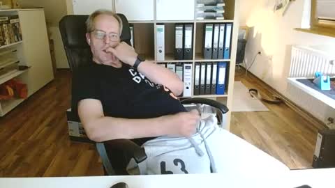 Dave online show from July 19, 10:24 pm