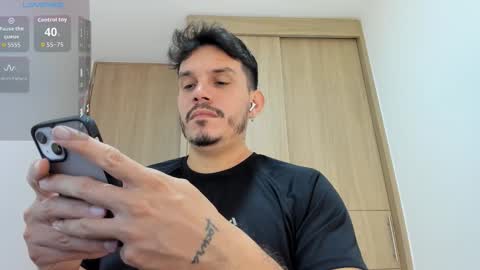 Alejandro online show from October 29, 4:04 am