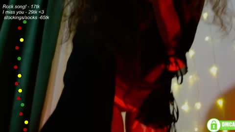 Snapshot of leia_bell chatting on April 18, 7:18 pm hey Im Leia and I love rock online show from April 18, 7:18 pm