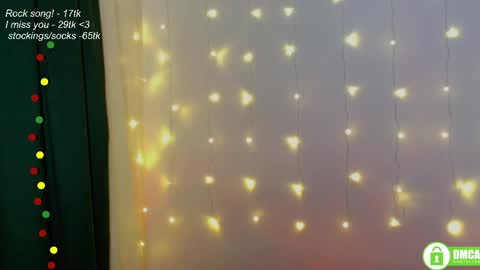 Snapshot of leia_bell chatting on May 15, 7:21 pm hey Im Leia and I love rock online show from May 15, 7:21 pm
